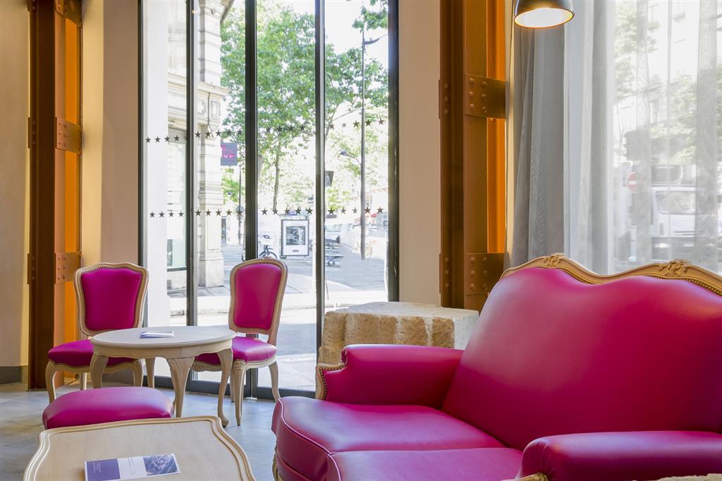 Western Premier Marais Grands Boulevards Hotel