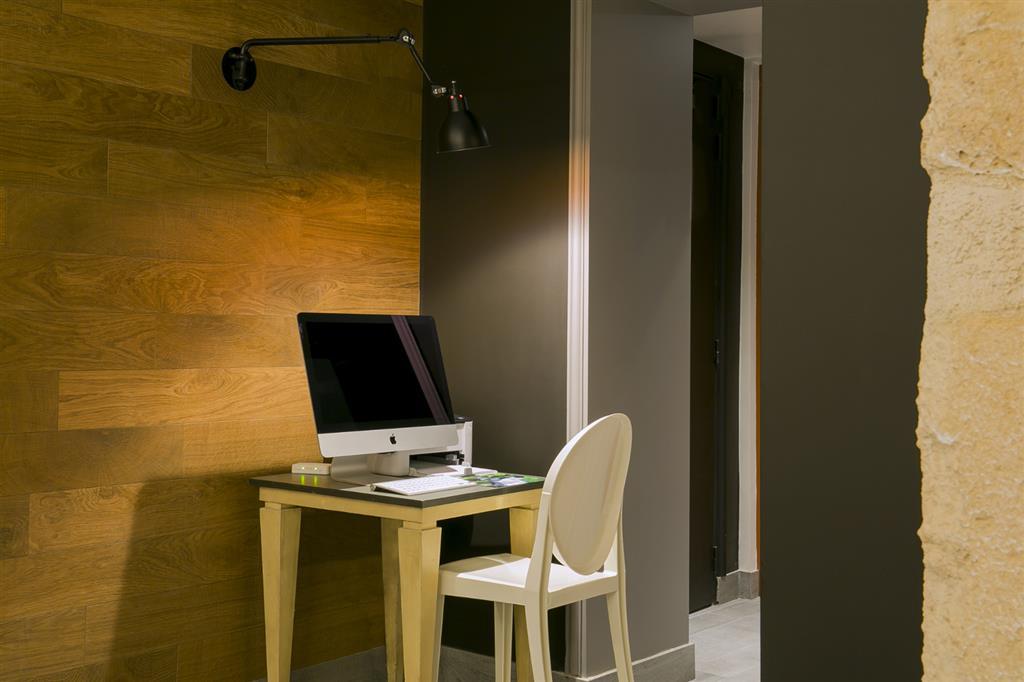 Hotel Western Premier Marais Grands Boulevards 4*