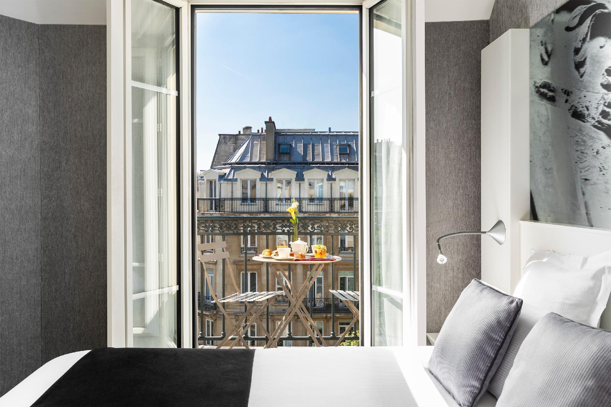 Hotel Western Premier Marais Grands Boulevards Paris