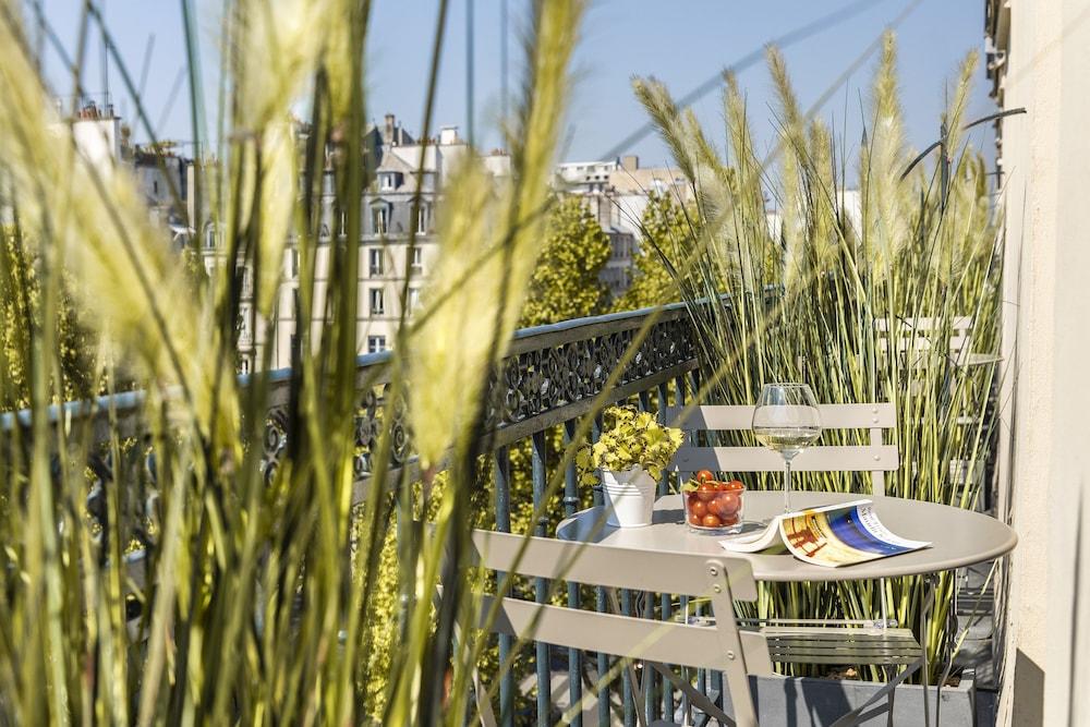 Western Premier Marais Grands Boulevards Hotel 4*